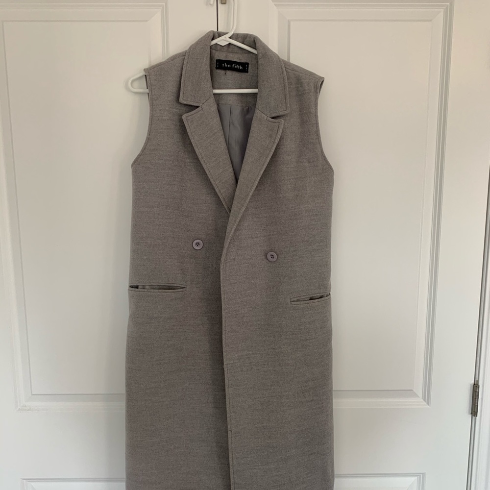 Ladies wool sleeveless overcoat